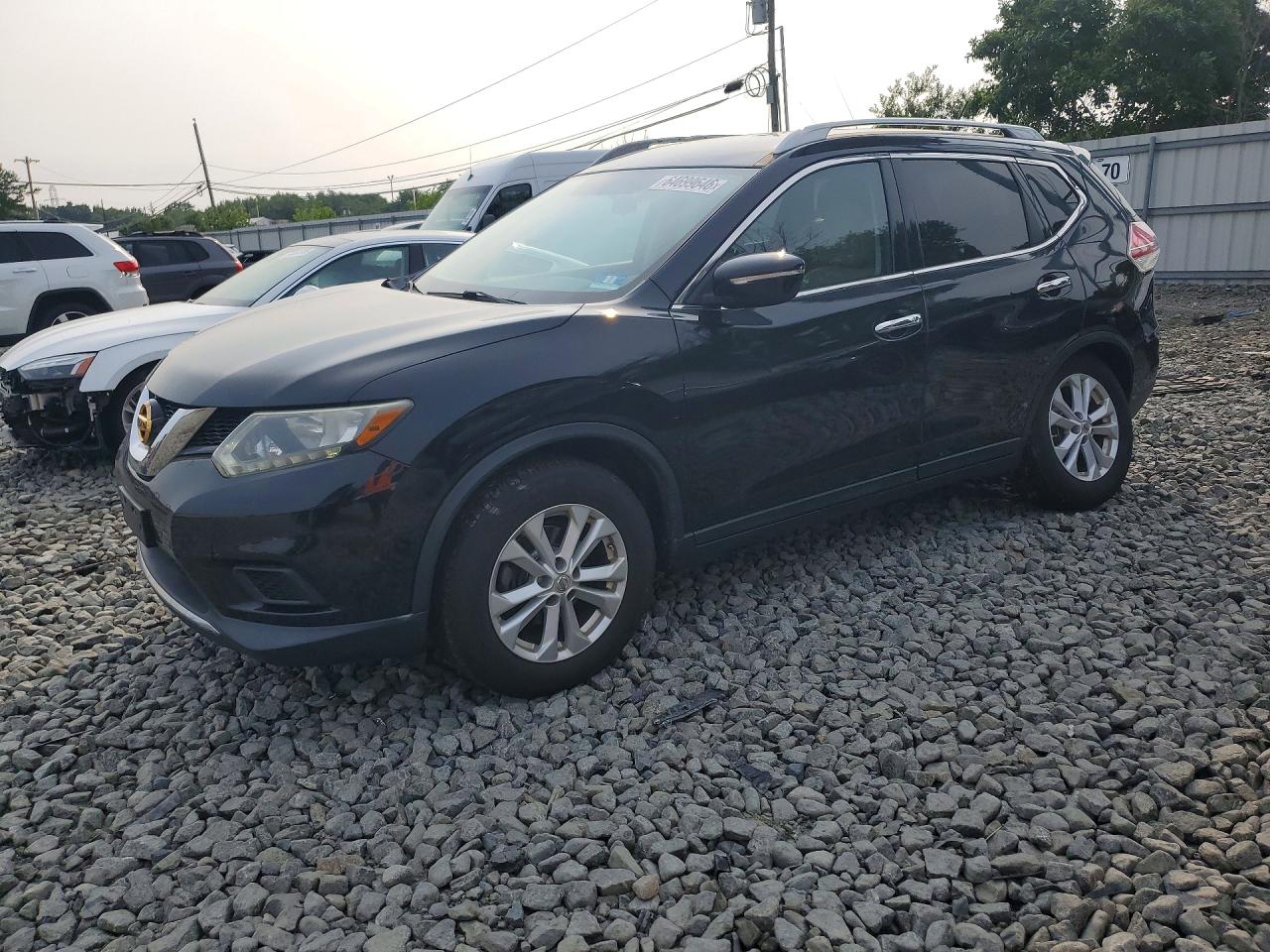 2014 NISSAN ROGUE SV