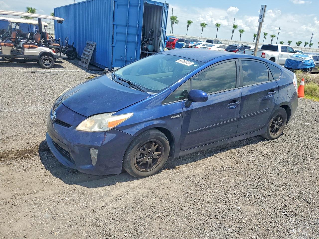 2015 TOYOTA PRIUS FOUR