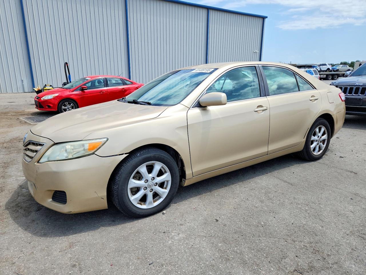 2011 TOYOTA CAMRY LE
