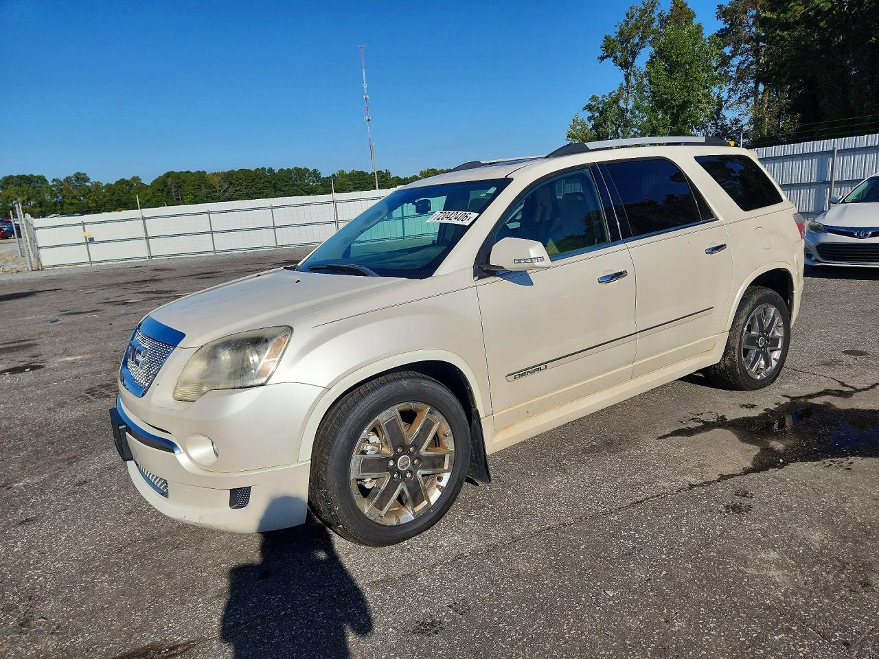 2012 GMC ACADIA DENALI