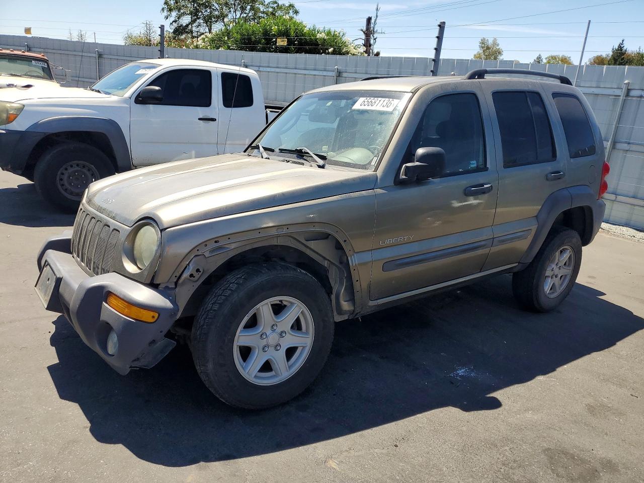 2004 JEEP LIBERTY SPORT