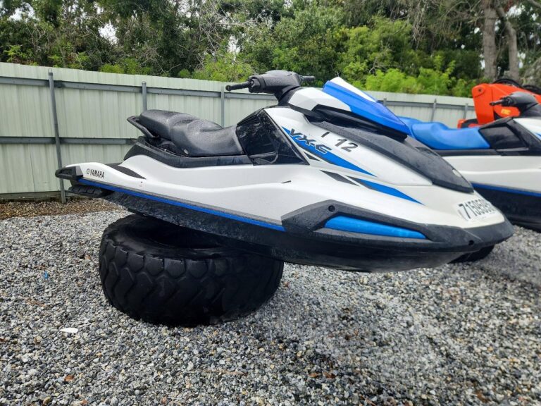 2023 YAMAHA VX-C JET SKI